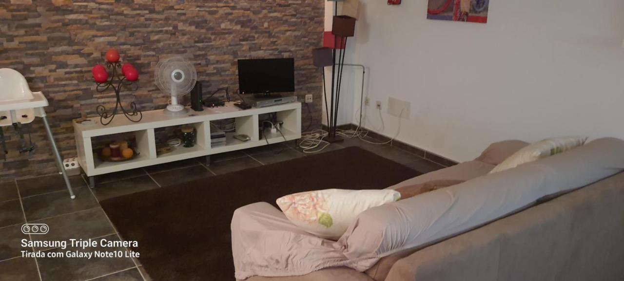 Zen Guest House Em Leiria ペドローガン・グランデ エクステリア 写真